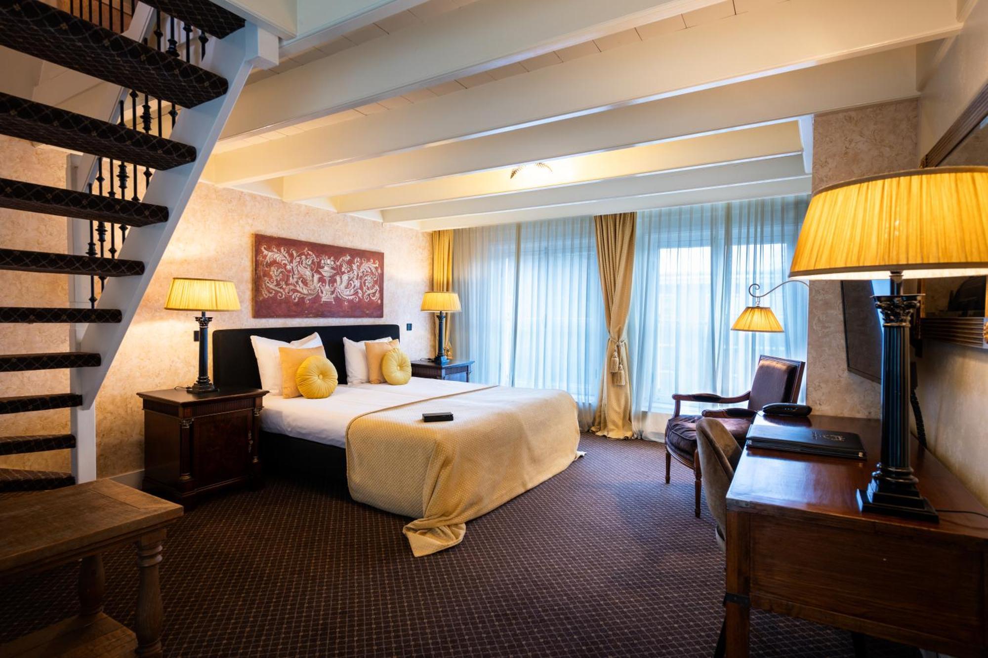 Grand Boutique Hotel-Restaurant Huis Vermeer Deventer Pokoj fotografie